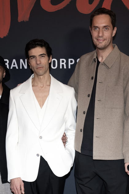 Tahar Rahim et Grand Corps Malade : l'acteur et le réalisateur à l'avant-première de "Monsieur Aznavour"