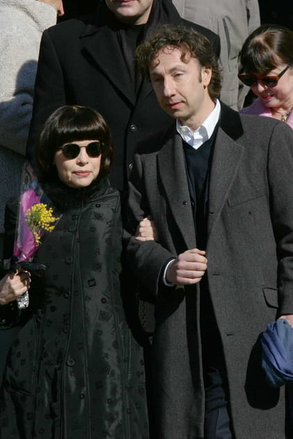 Au bras de St&eacute;phane Bern