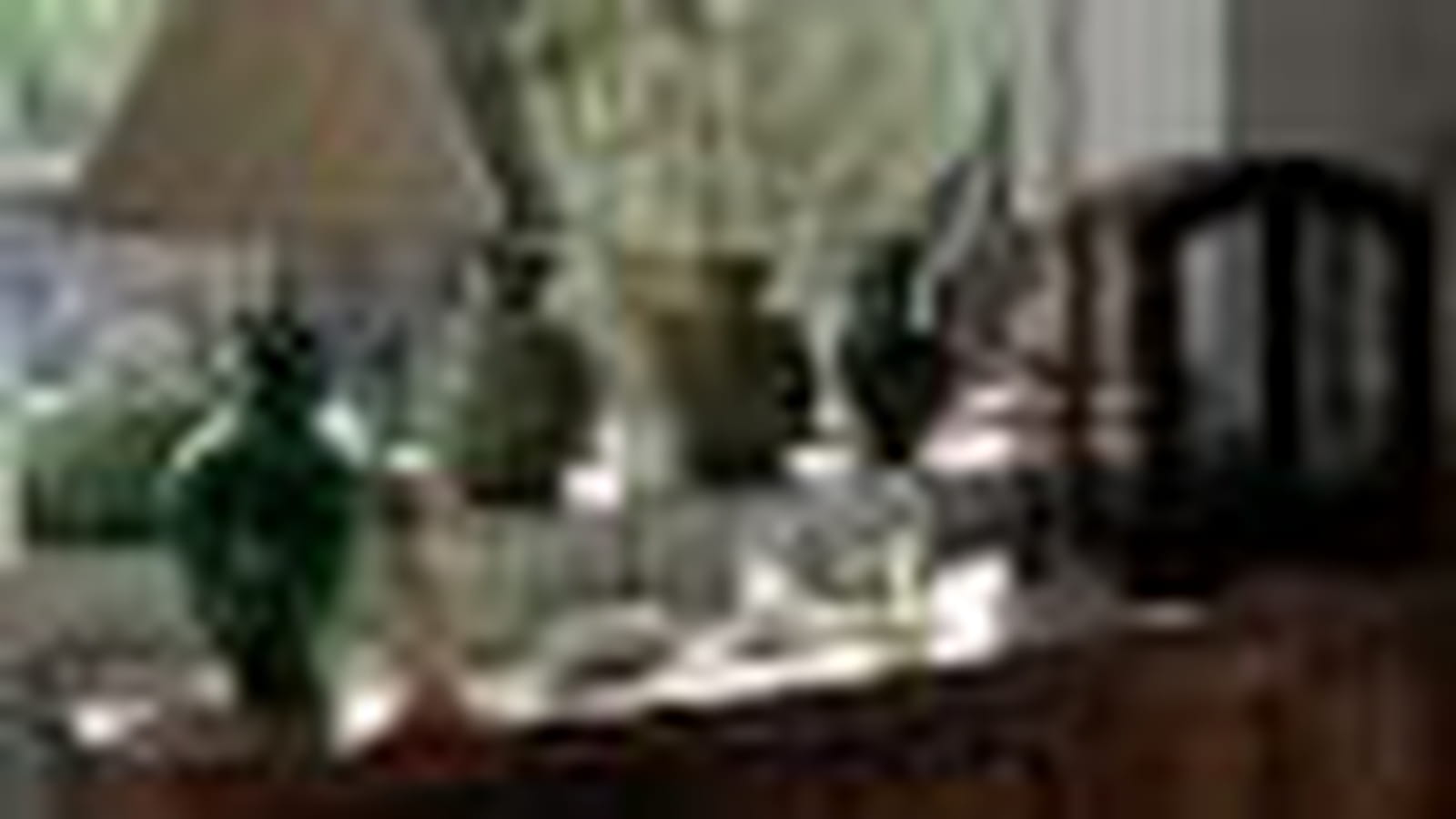 Vases et lampe