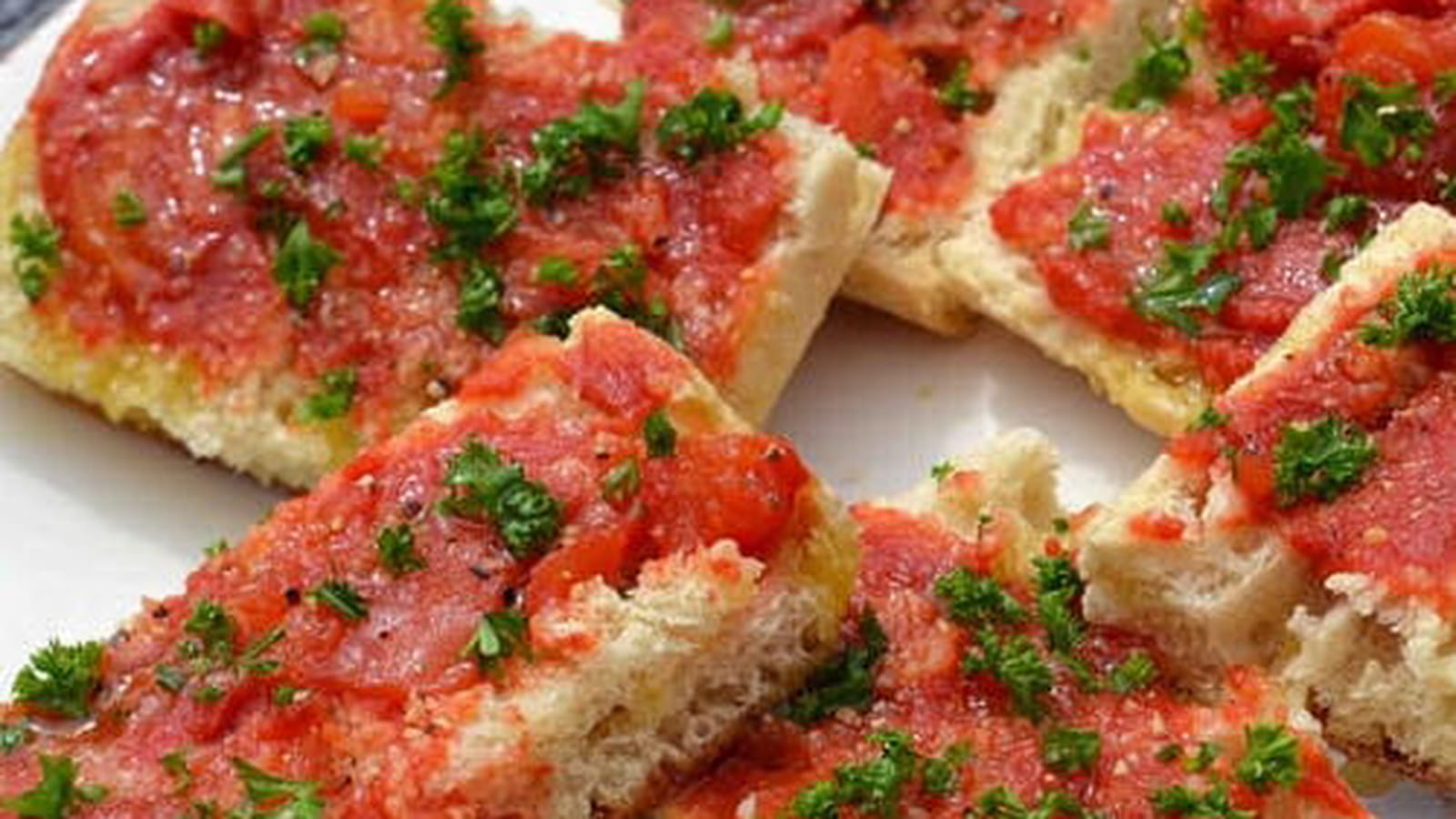 Pan tumaca - Tapas de pain à l'ail et tomates