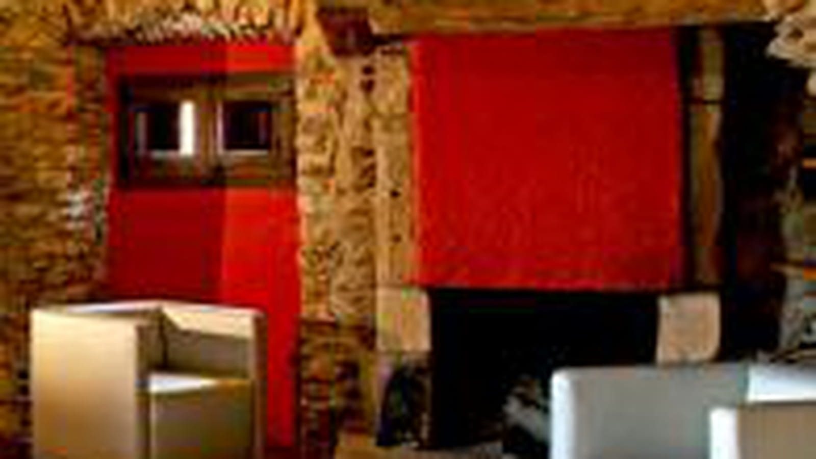 Rouge et pierre