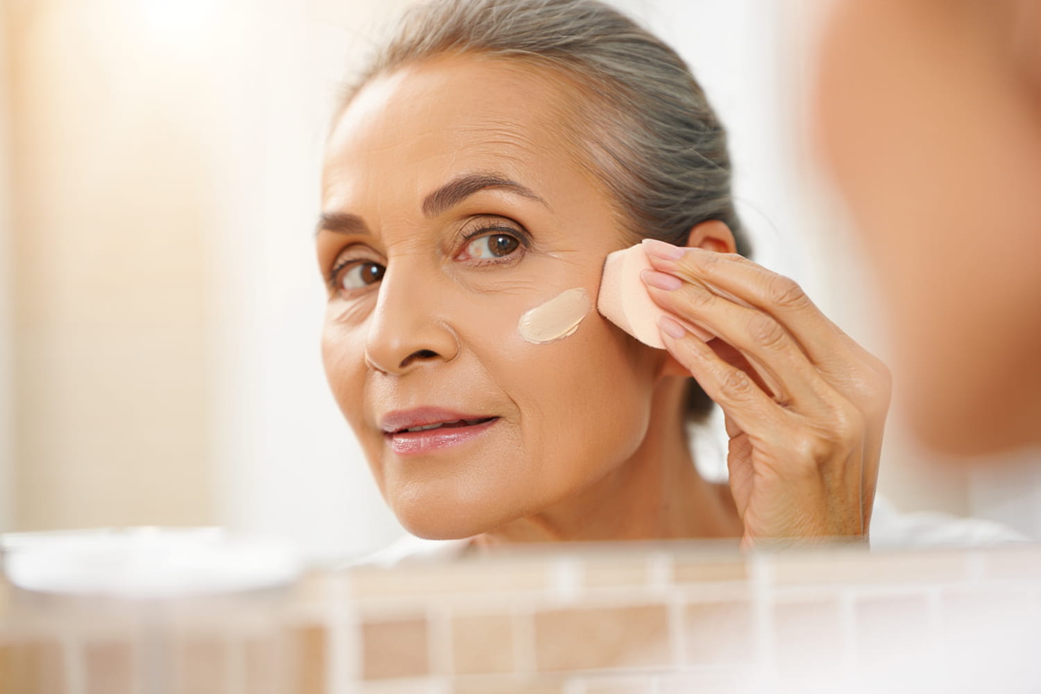 this is the only technique for applying foundation to mature skin without marking wrinkles this is the only technique for applying foundation to mature skin without marking wrinkles