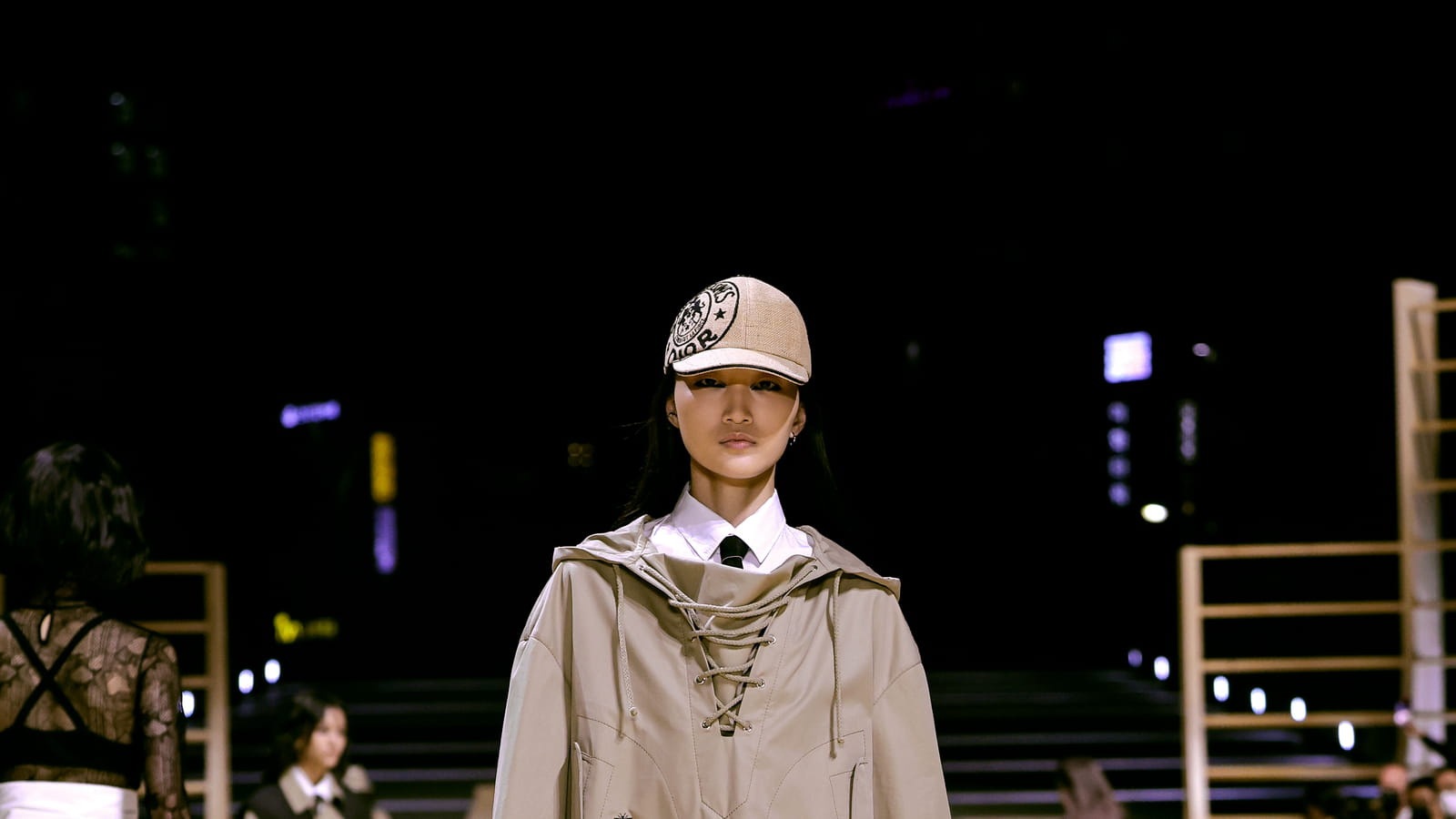 Look 23