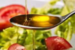 Moins cher et excellent pour la santé : il y a bien mieux que l'huile d'olive pour une vinaigrette parfaite