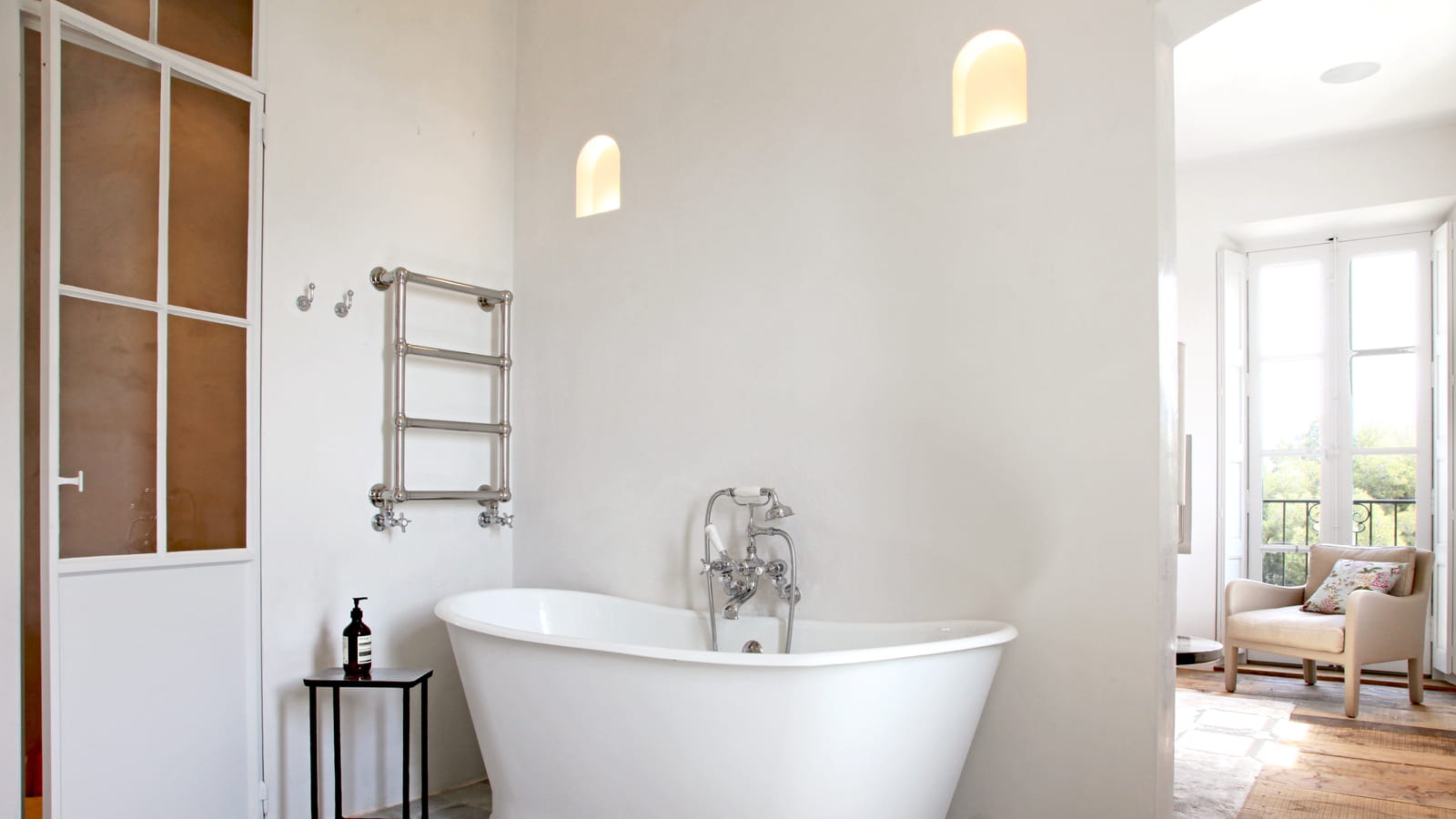Chambre avec salle de bains
