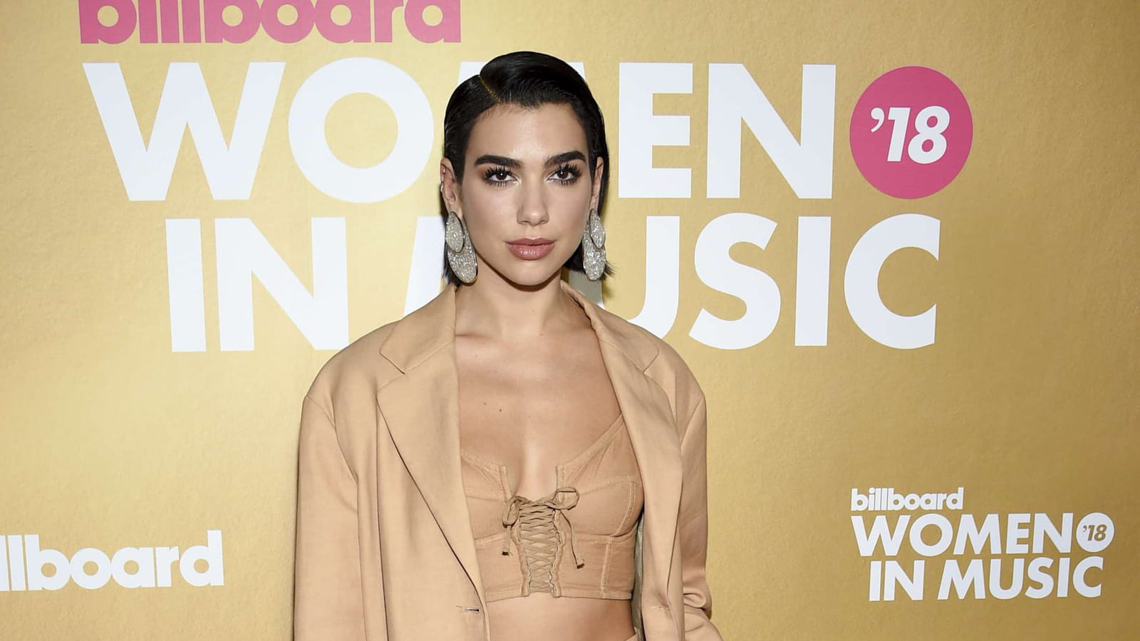 Dua Lipa le 6 décembre 2018