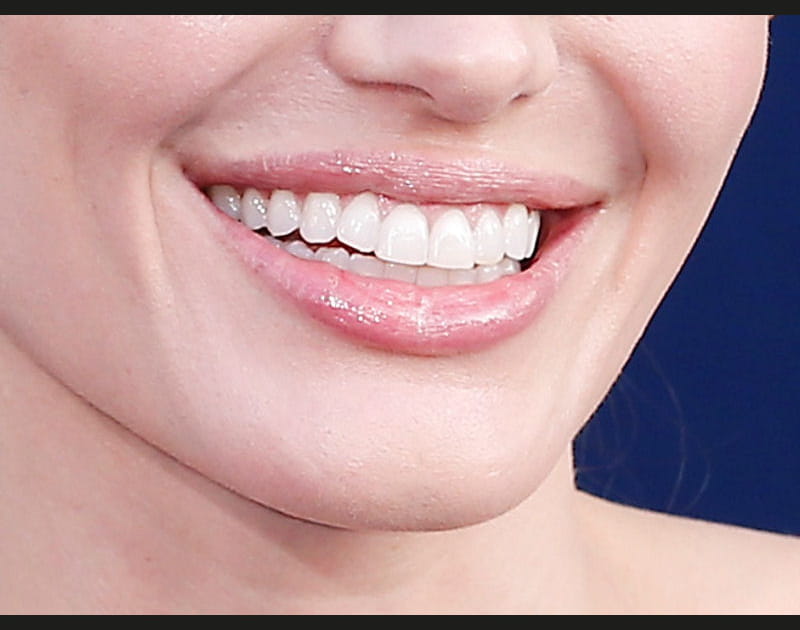 A qui est cette bouche pulpeuse ?