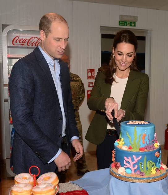 Prince William et Kate Middleton prennent leur part du gâteau