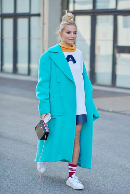 Le manteau turquoise