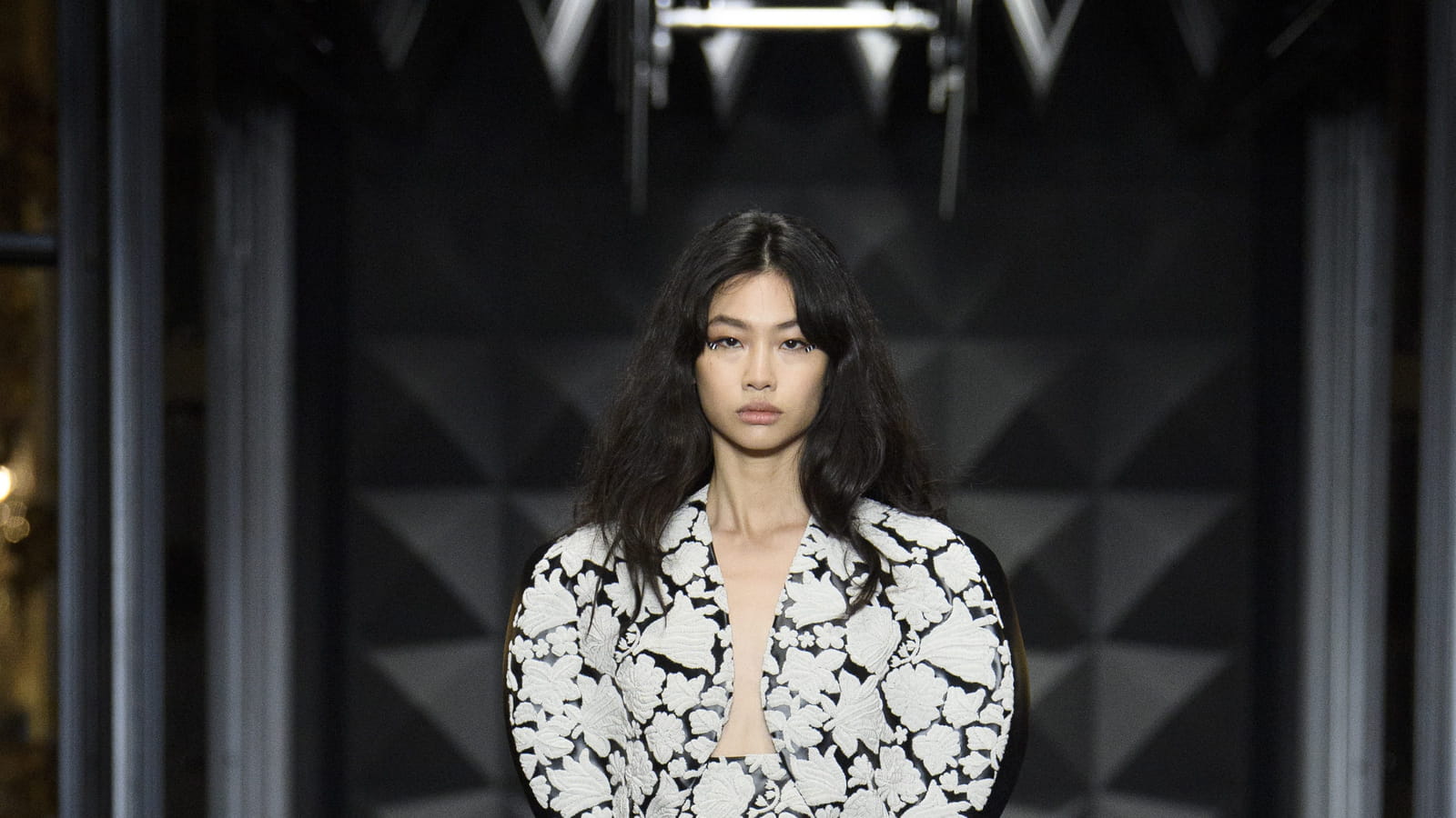 Look 44