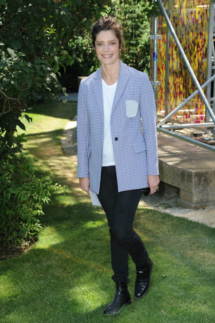 Chiara Mastroianni au d&eacute;fil&eacute; Christian Dior