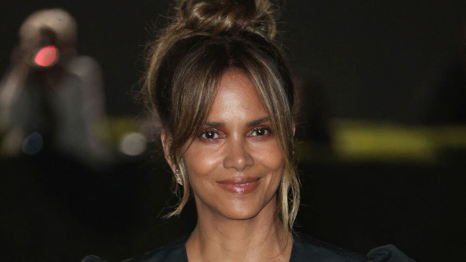 Halle Berry 