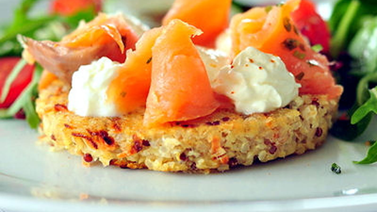 Galette de quinoa, truite et crème