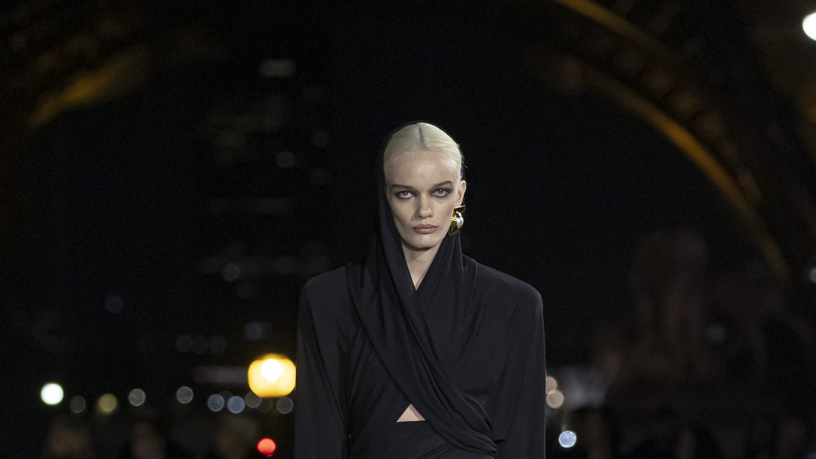 Look 39