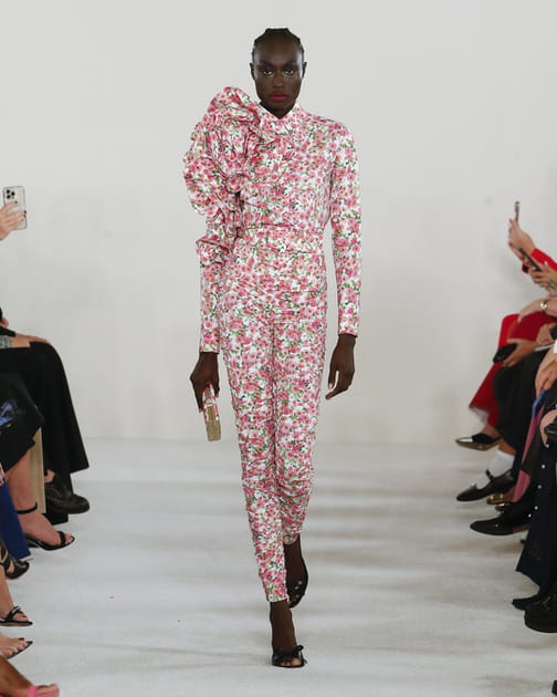 D&eacute;fil&eacute; Carolina Herrera printemps-&eacute;t&eacute; 2023