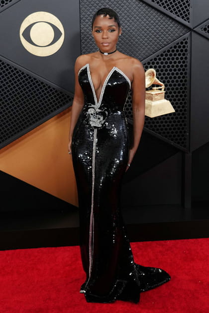 Janelle Monáe en robe bustier noire à sequins Armani Privé