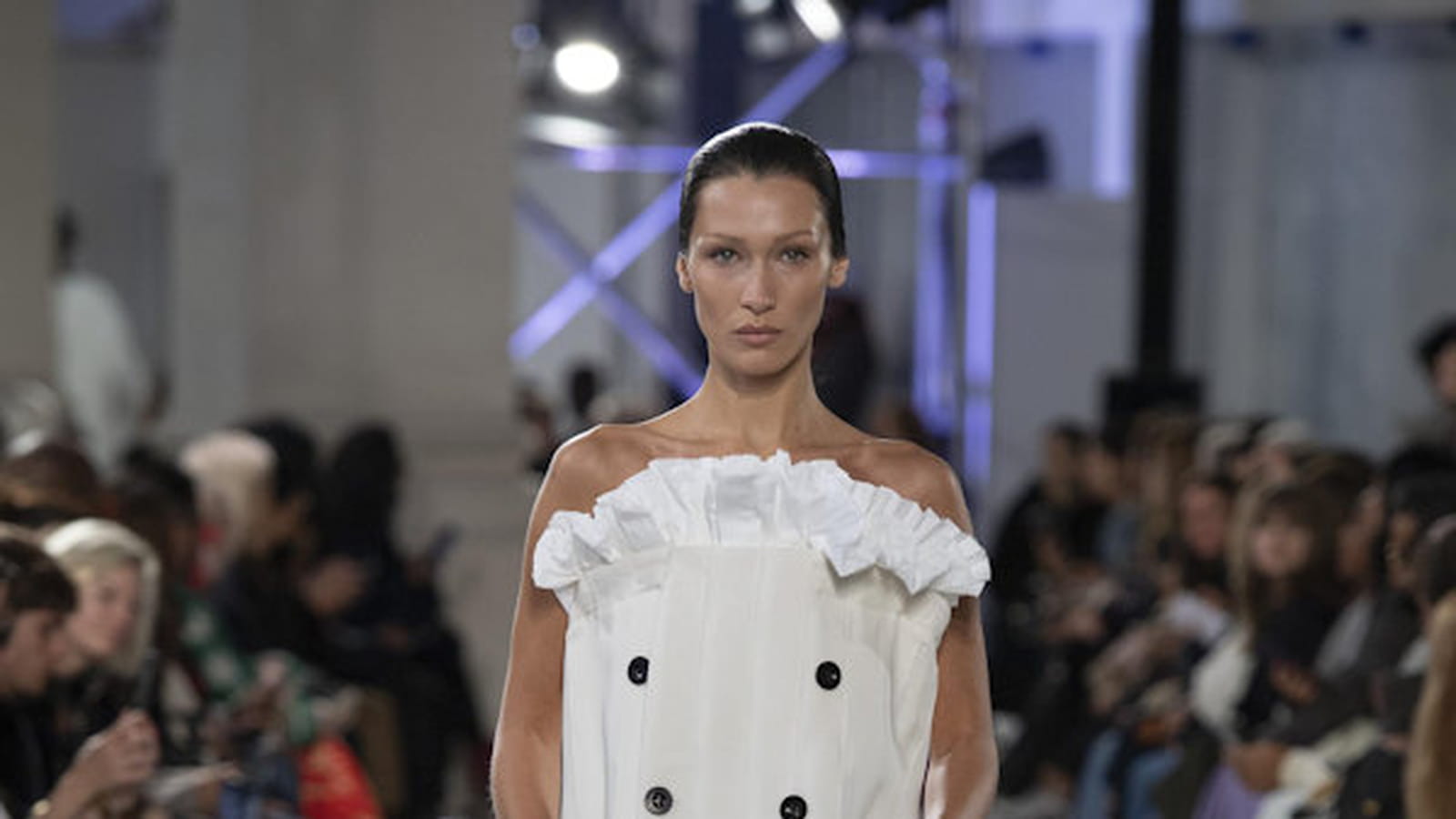 Sacai 