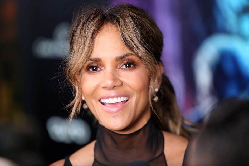 Halle Berry, &eacute;g&eacute;rie Revlon, 54&nbsp;ans