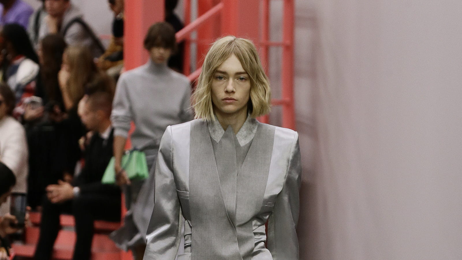 Look 39 