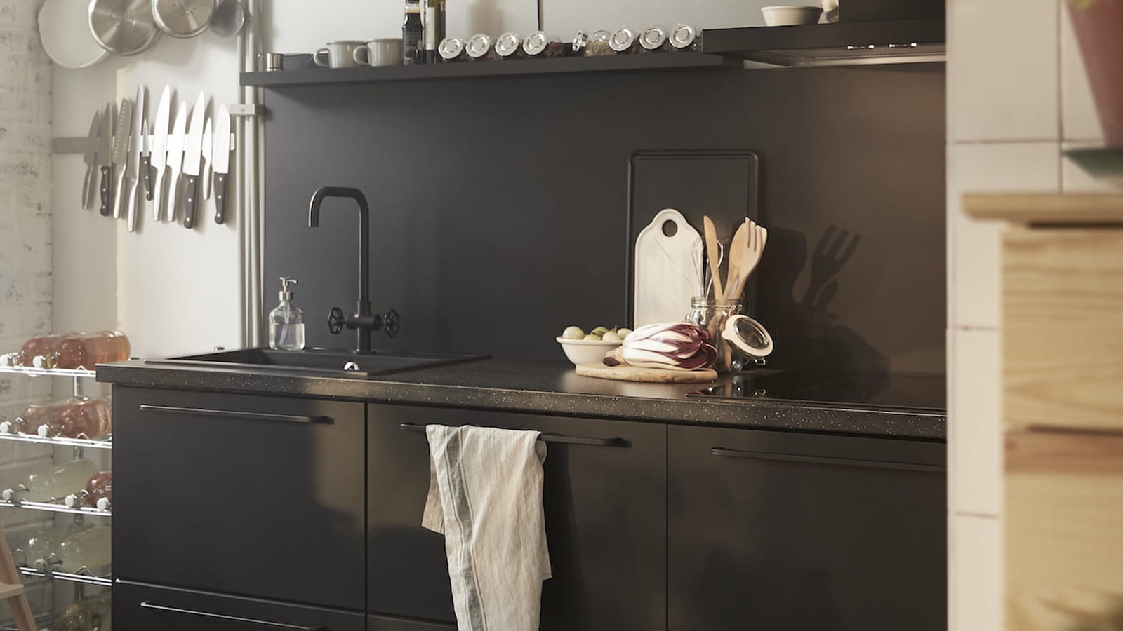 Crédence noir mat