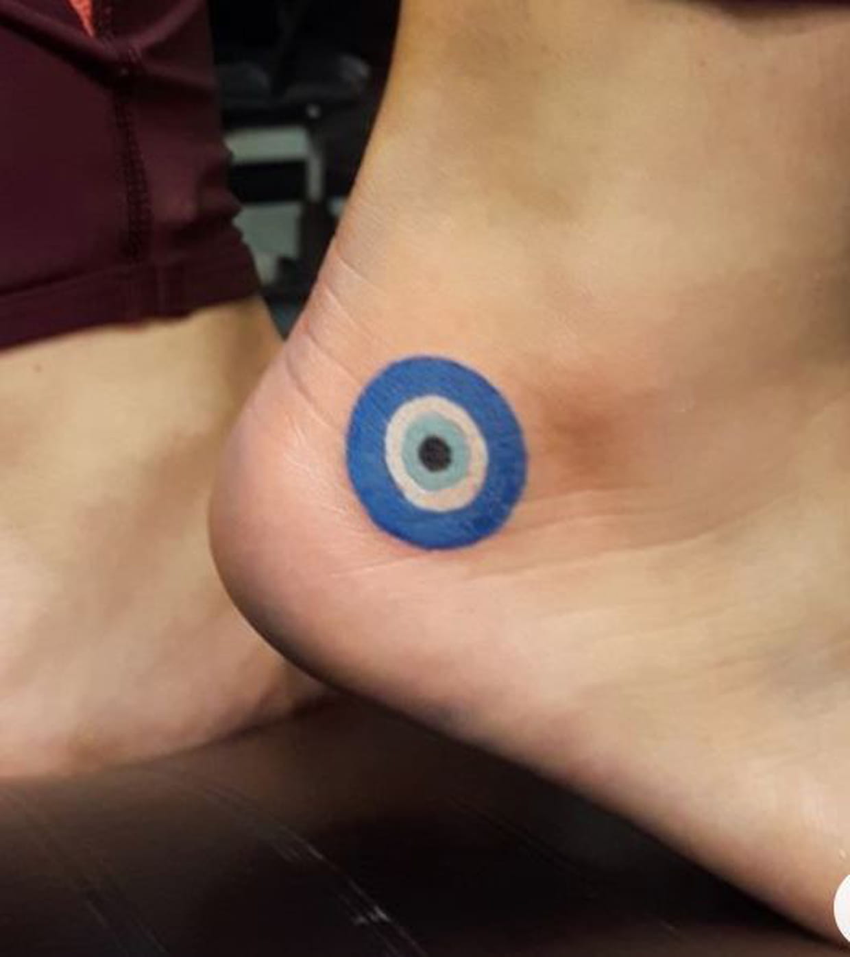 Oeil Grec Tatouage Oeil Protecteur Œil grec sur le talon
