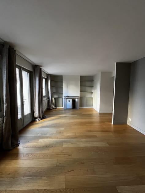 Avant&nbsp;: une immense chambre parentale difficile &agrave; am&eacute;nager