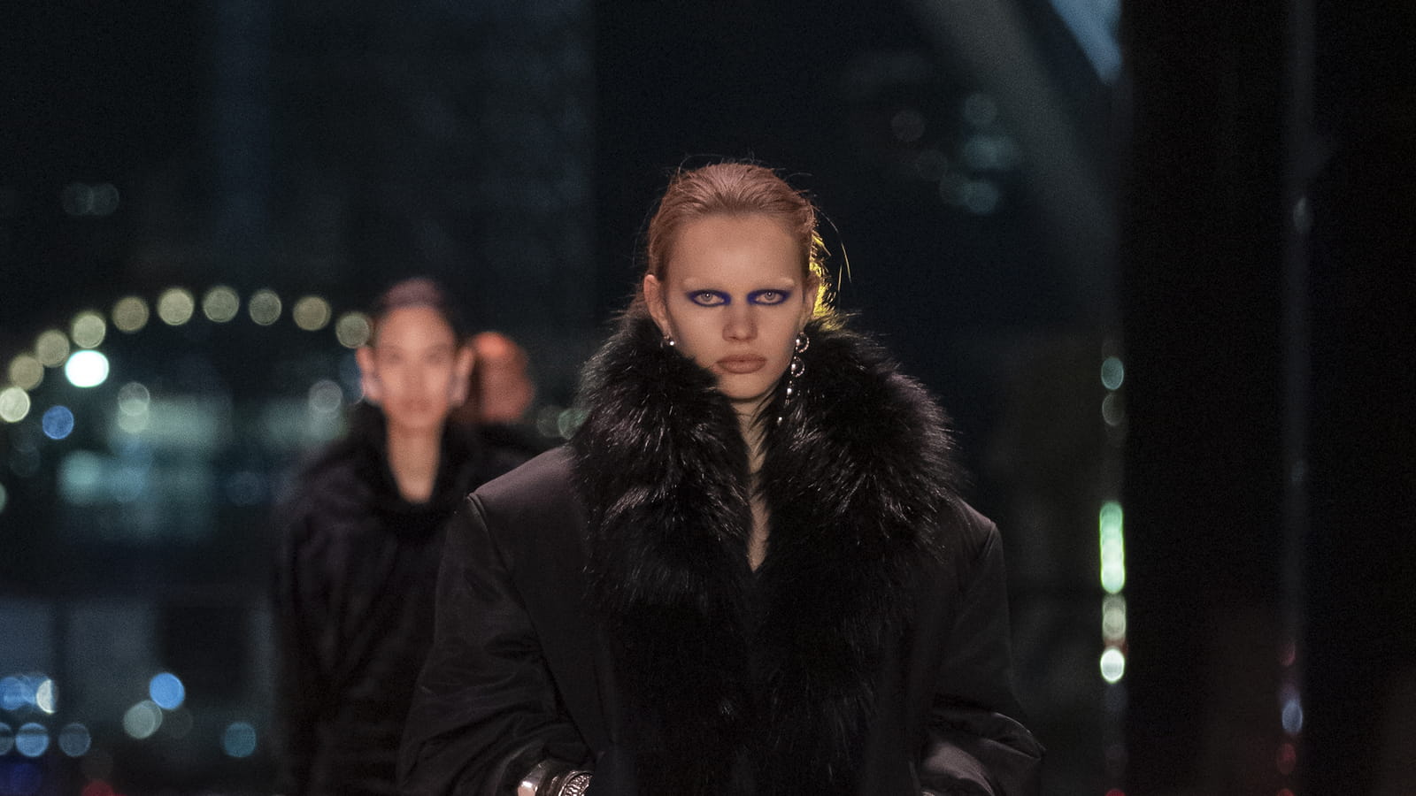 Look 39