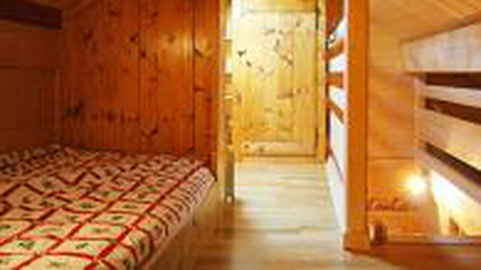 En dortoir enfant