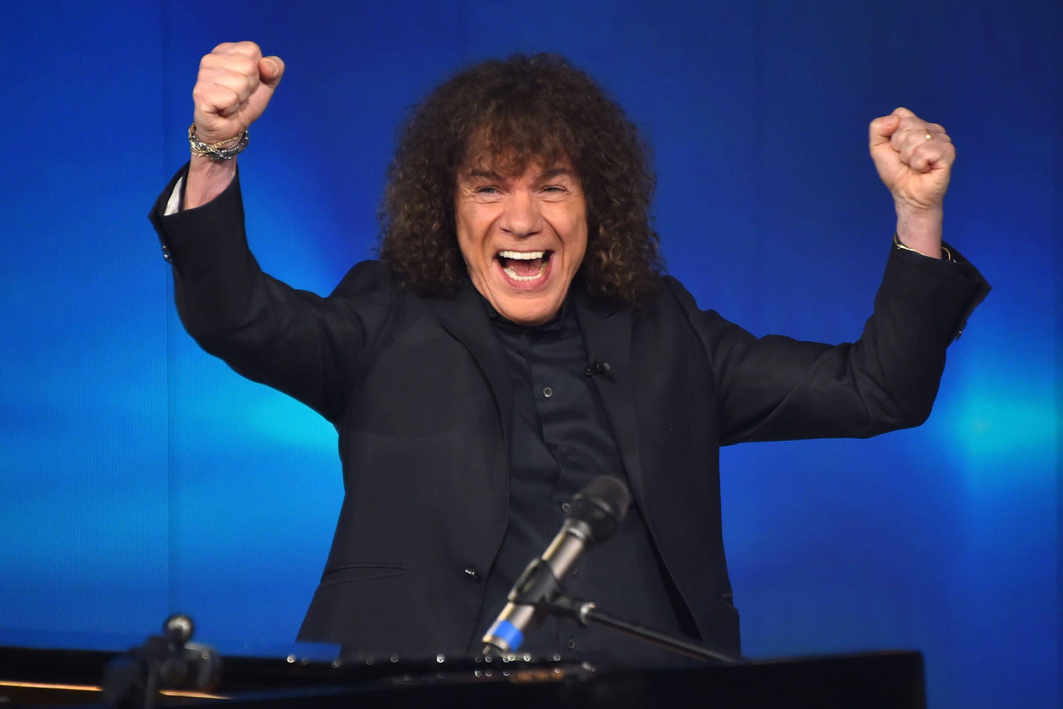 Where does Richard Cocciante, who recently celebrated his 80th birthday, live? Where does Richard Cocciante, who recently celebrated his 80th birthday, live?