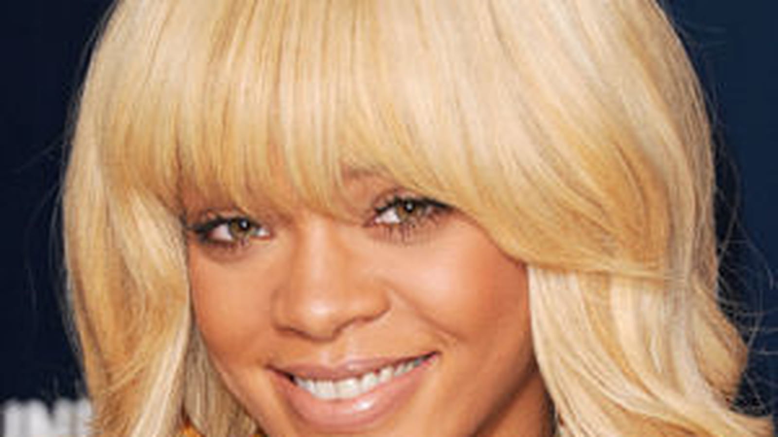 Rihanna avec frange
