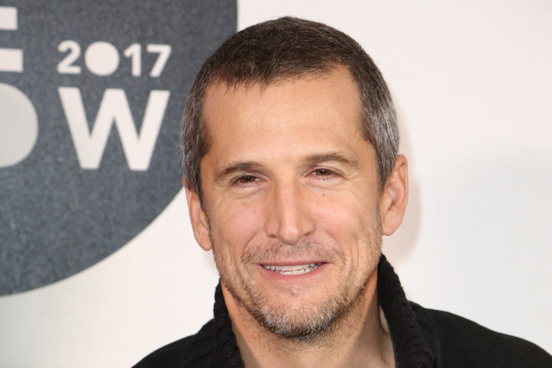 Les cheveux poivre et sel de Guillaume Canet