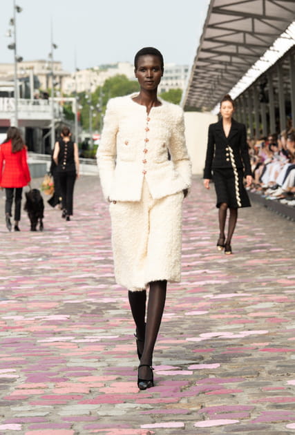 Look 7 du défilé Chanel haute couture automne-hiver 2023-2024
