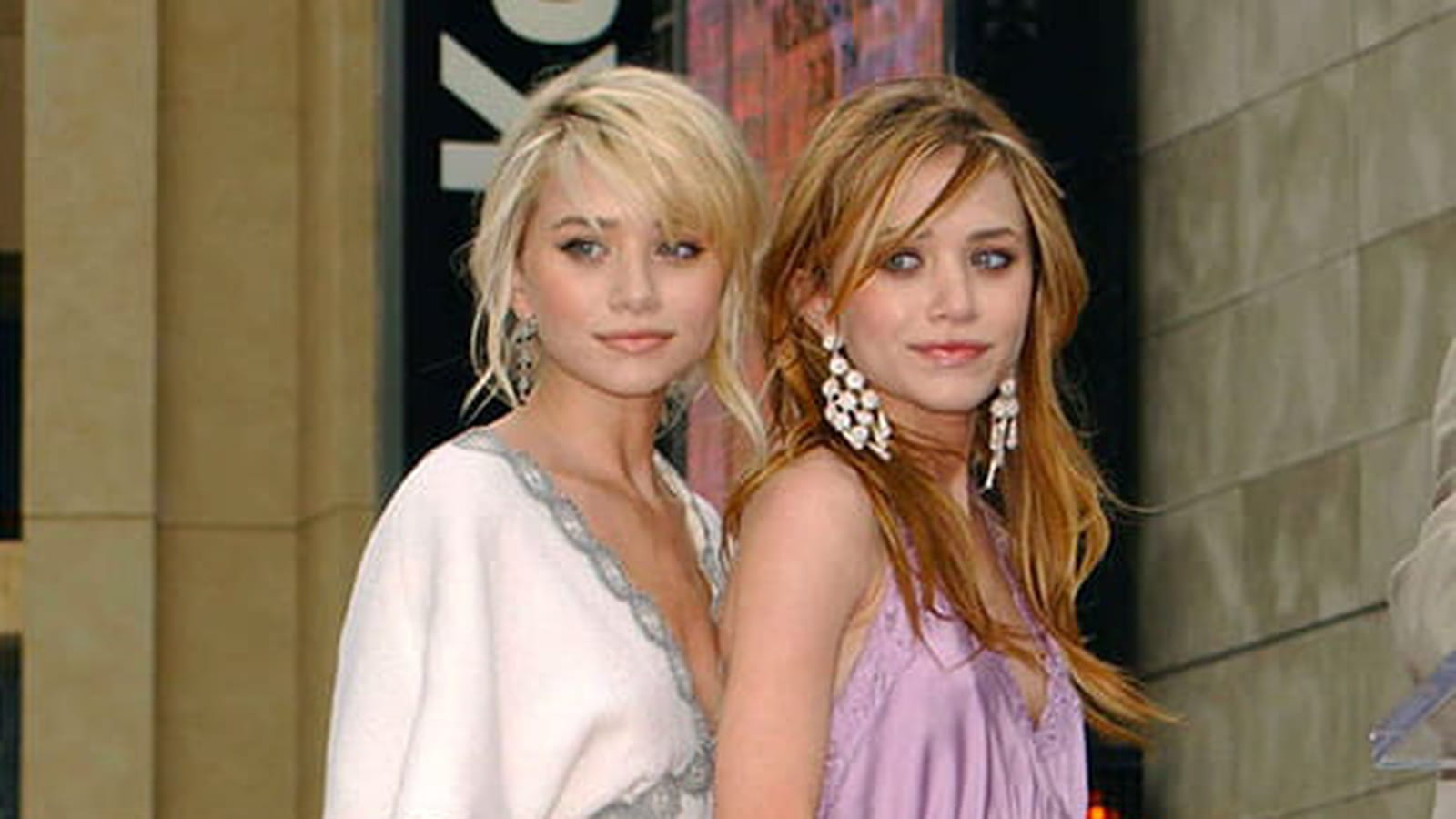 Ashley et Mary-Kate Olsen le 29 avril 2004