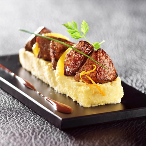 Sauté de kangourou aux suprêmes d'orange, miel et