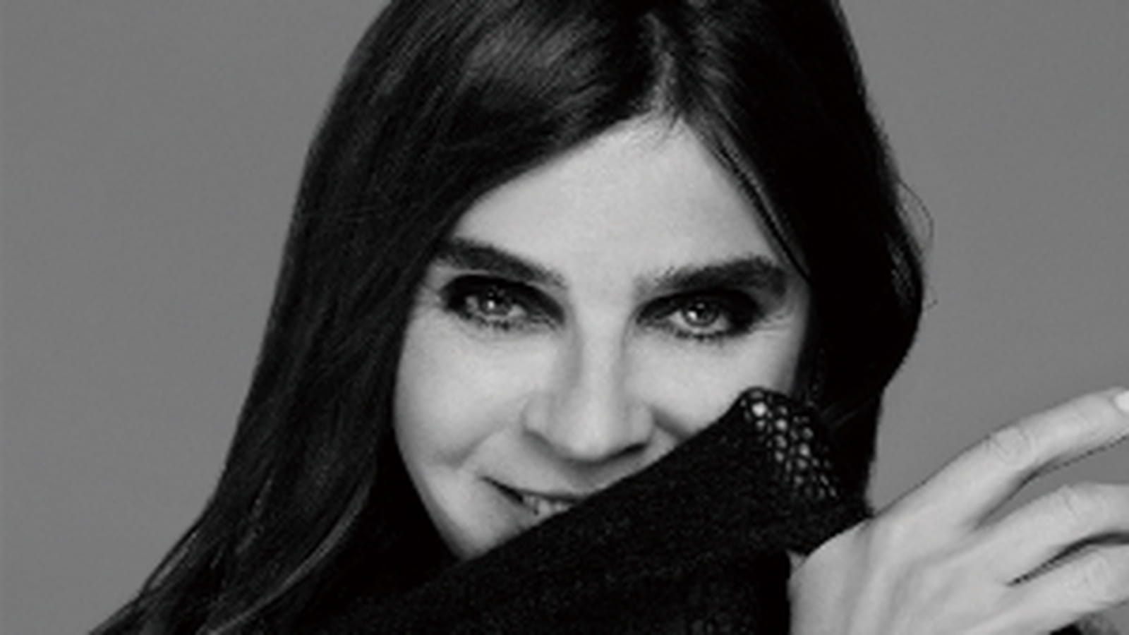 Carine Roitfeld x Uniqlo