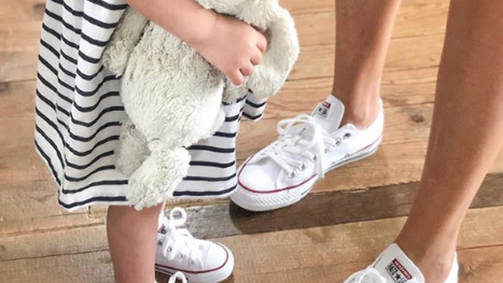 Des Converses blanches