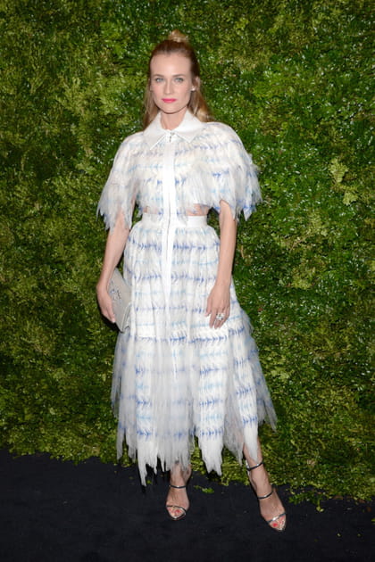 Diane Kruger en robe longue blanche en tulle