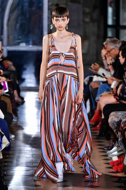 D&eacute;fil&eacute; Victoria/Tomas printemps-&eacute;t&eacute; 2020