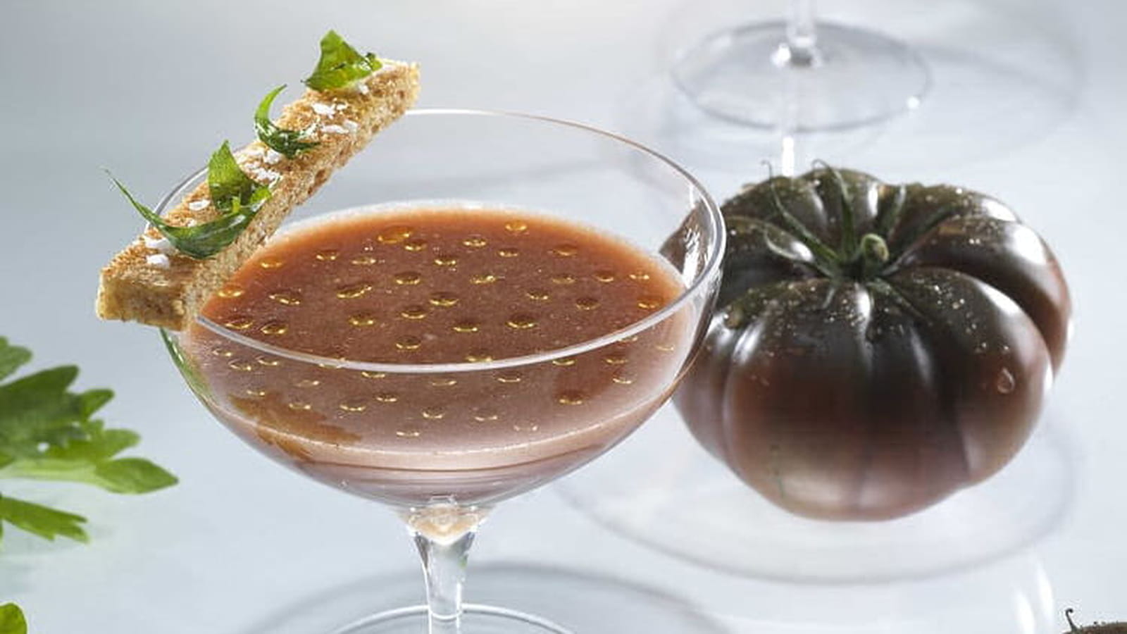 Verrines de soupe de tomate oubliée
