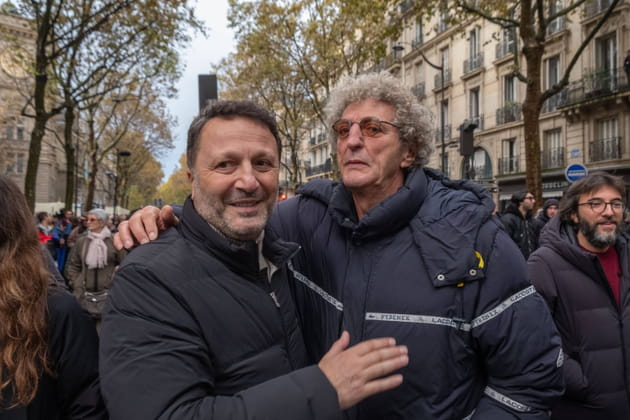 Arthur et &Eacute;lie Chouraqui complices &agrave; la Marche contre l'antis&eacute;mitisme