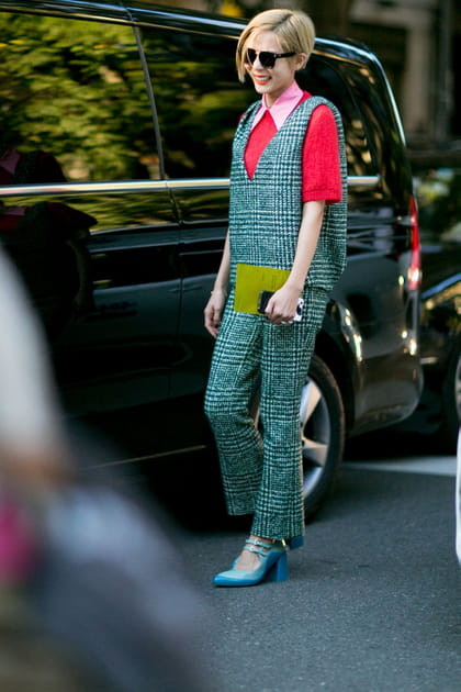 Street style &agrave; Milan : le look masculin-f&eacute;minin