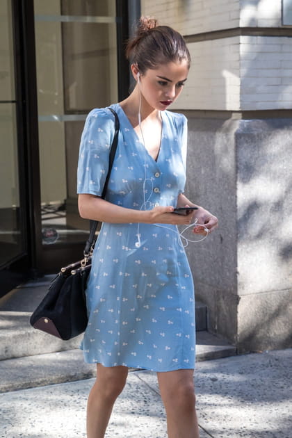 Selena Gomez et sa robe estivale