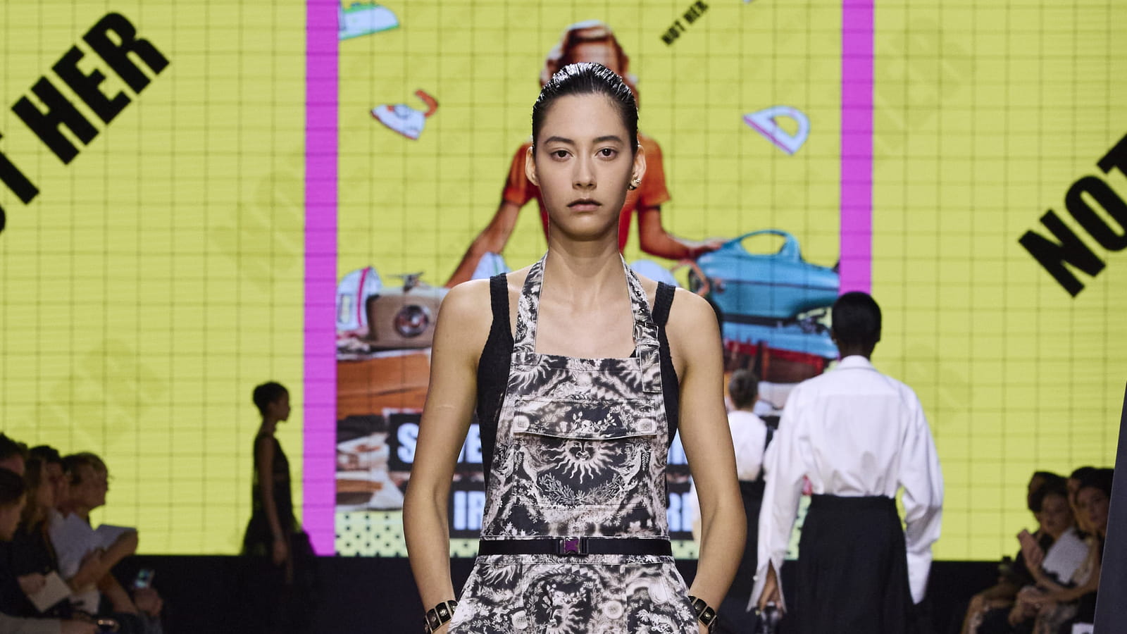 Look 37