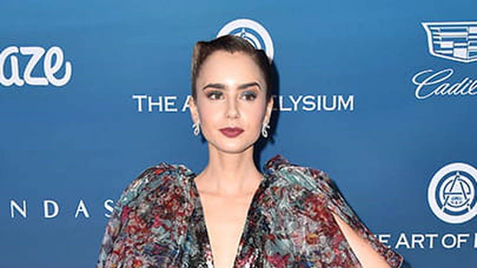 Lily Collins le 5 janvier 2019