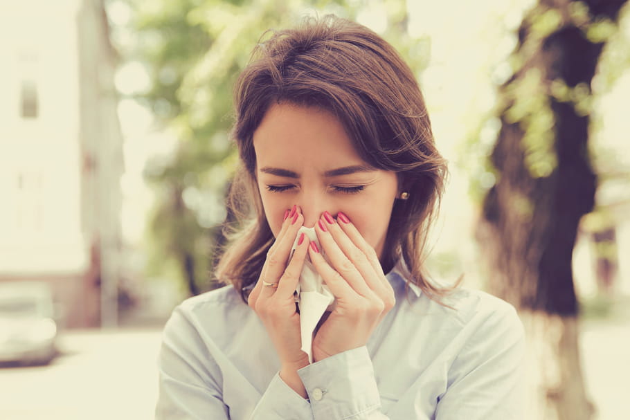 Rhinite chronique : quels traitements contre le nez bouché ?