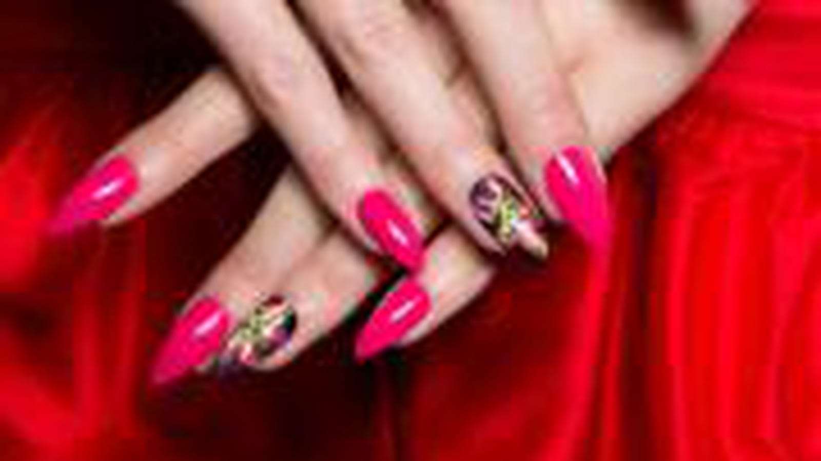 Le nail art pop et flashy