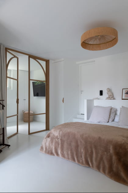 Apr&egrave;s&nbsp;: une chambre avec verri&egrave;re, source de lumi&egrave;re