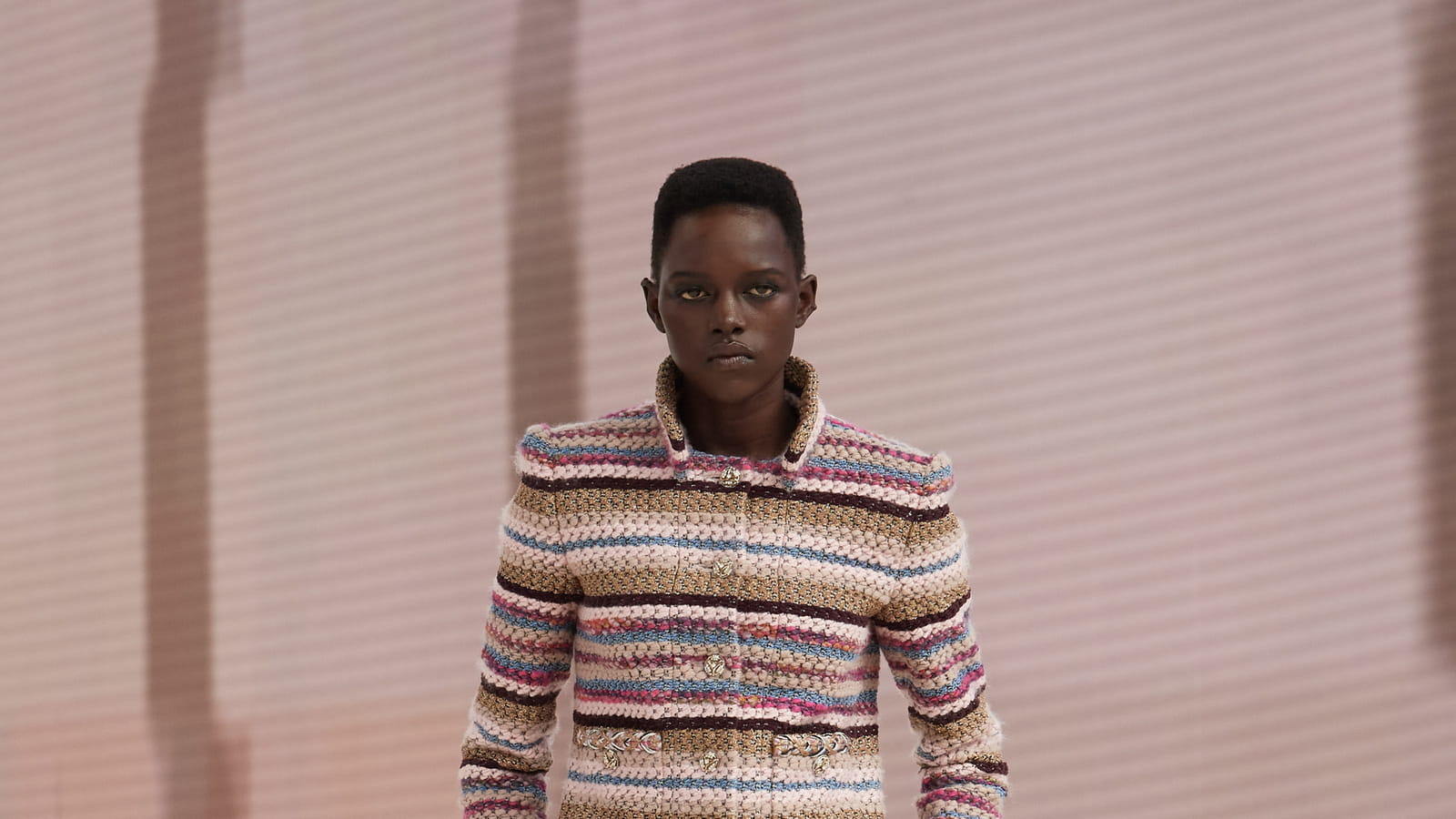 Look 12
