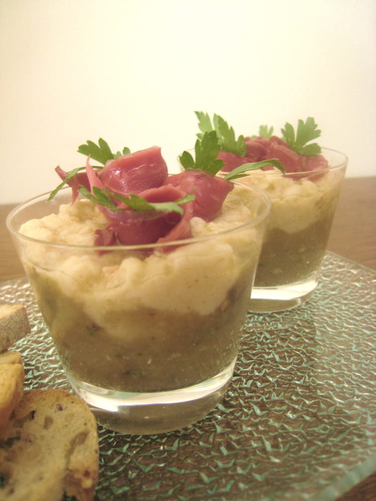 Recette de Verrines caviar d'aubergine, haricot blanc, magret fumé