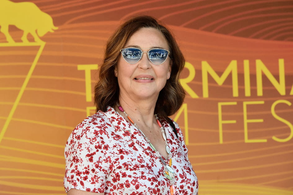 La coloration chatoyante de Catherine Frot